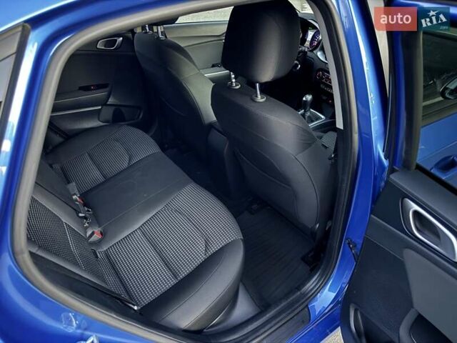Синий Киа Сид, объемом двигателя 1.59 л и пробегом 96 тыс. км за 13800 $, фото 14 на Automoto.ua