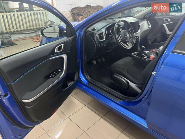 Синий Киа Сид, объемом двигателя 1.59 л и пробегом 77 тыс. км за 15200 $, фото 8 на Automoto.ua
