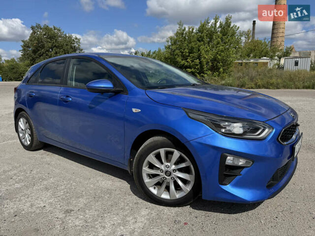 Синий Киа Сид, объемом двигателя 1.59 л и пробегом 77 тыс. км за 16000 $, фото 2 на Automoto.ua