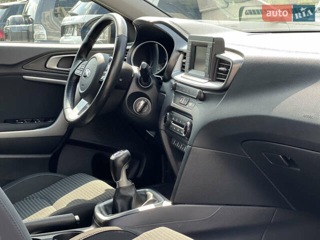 Синий Киа Сид, объемом двигателя 1.4 л и пробегом 171 тыс. км за 13300 $, фото 41 на Automoto.ua