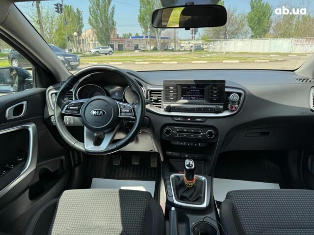 Синий Киа Сид, объемом двигателя 1.6 л и пробегом 35 тыс. км за 13790 $, фото 13 на Automoto.ua