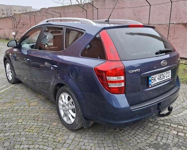 Синий Киа Сид, объемом двигателя 1.99 л и пробегом 270 тыс. км за 5600 $, фото 5 на Automoto.ua