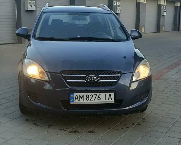Синий Киа Сид, объемом двигателя 1.59 л и пробегом 251 тыс. км за 4250 $, фото 2 на Automoto.ua