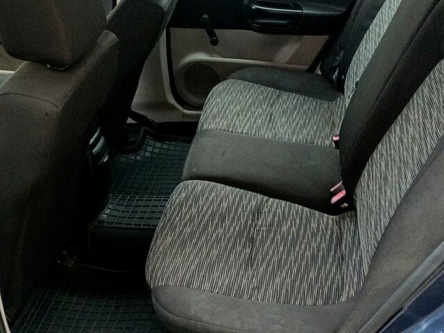 Синій Кіа Сід, об'ємом двигуна 1.6 л та пробігом 250 тис. км за 4000 $, фото 5 на Automoto.ua