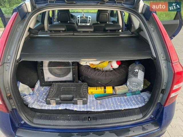 Синій Кіа Сід, об'ємом двигуна 1.6 л та пробігом 237 тис. км за 5500 $, фото 9 на Automoto.ua
