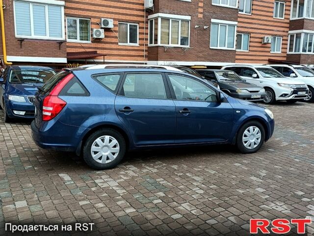 Синій Кіа Сід, об'ємом двигуна 1.6 л та пробігом 250 тис. км за 4000 $, фото 1 на Automoto.ua