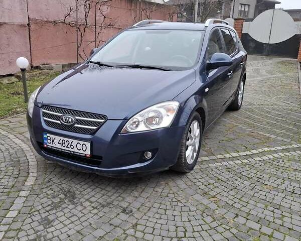 Синий Киа Сид, объемом двигателя 1.99 л и пробегом 270 тыс. км за 5600 $, фото 2 на Automoto.ua