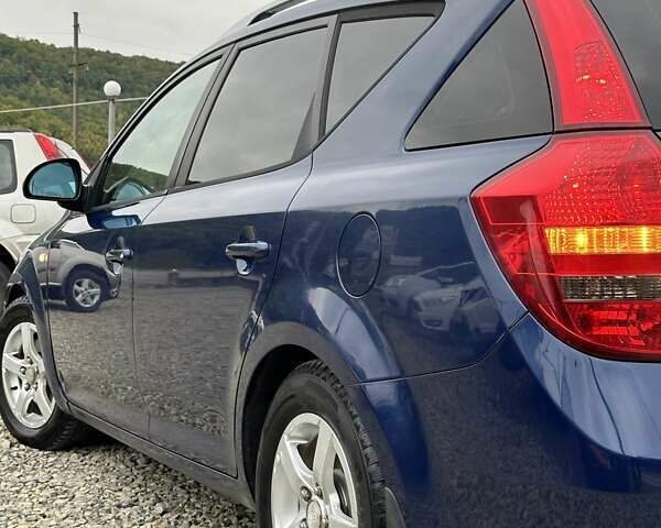 Синий Киа Сид, объемом двигателя 2 л и пробегом 240 тыс. км за 4990 $, фото 15 на Automoto.ua
