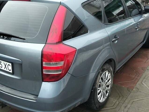 Синий Киа Сид, объемом двигателя 1.6 л и пробегом 251 тыс. км за 5700 $, фото 1 на Automoto.ua