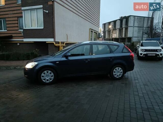 Синій Кіа Сід, об'ємом двигуна 1.59 л та пробігом 252 тис. км за 3950 $, фото 3 на Automoto.ua