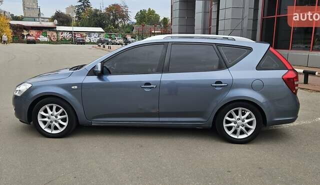Киа Сид 2007 в Харькове на Automoto.ua Синий Киа Сид, объемом двигателя 1.58 л и пробегом 248 тыс. км за 4900 $, фото 9 на Automoto.ua