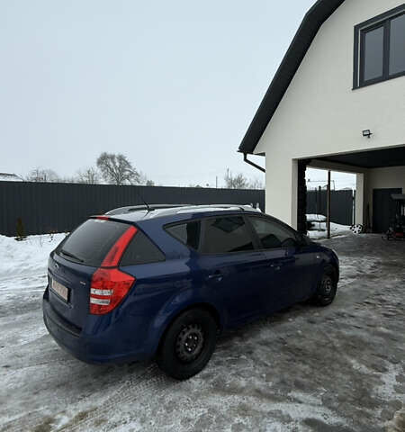 Синий Киа Сид, объемом двигателя 1.6 л и пробегом 289 тыс. км за 5499 $, фото 2 на Automoto.ua