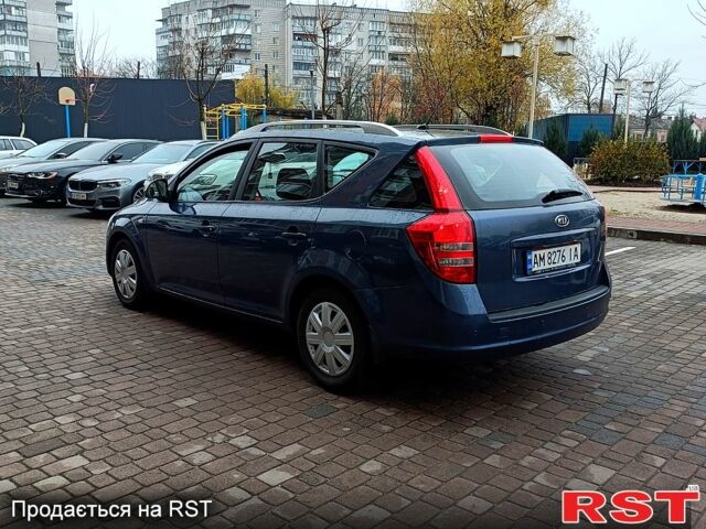 Синій Кіа Сід, об'ємом двигуна 1.6 л та пробігом 250 тис. км за 4000 $, фото 4 на Automoto.ua