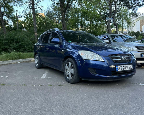 Синий Киа Сид, объемом двигателя 0 л и пробегом 250 тыс. км за 4900 $, фото 1 на Automoto.ua