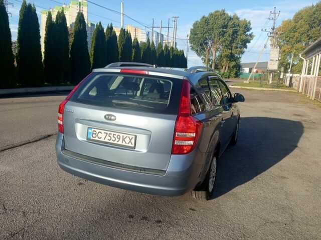 Киа Сид 2008 в Киеве на Automoto.ua Синий Киа Сид, объемом двигателя 1.4 л и пробегом 220 тыс. км за 5550 $, фото 10 на Automoto.ua