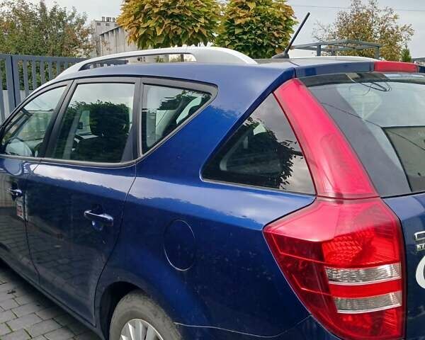 Синій Кіа Сід, об'ємом двигуна 1.6 л та пробігом 206 тис. км за 6000 $, фото 6 на Automoto.ua