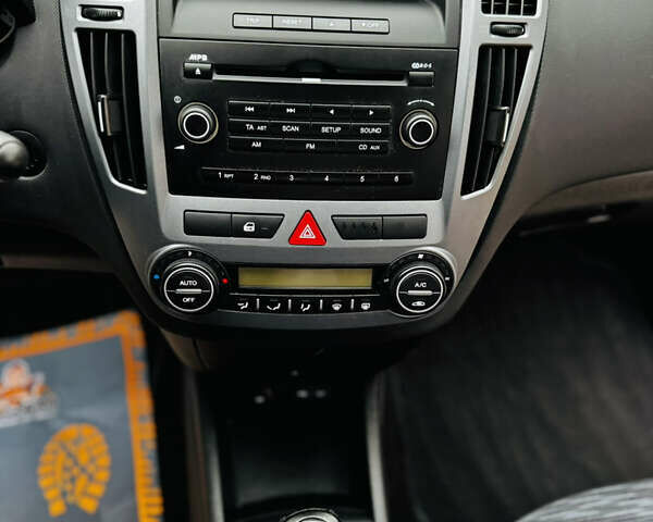 Синій Кіа Сід, об'ємом двигуна 1.6 л та пробігом 270 тис. км за 5250 $, фото 36 на Automoto.ua