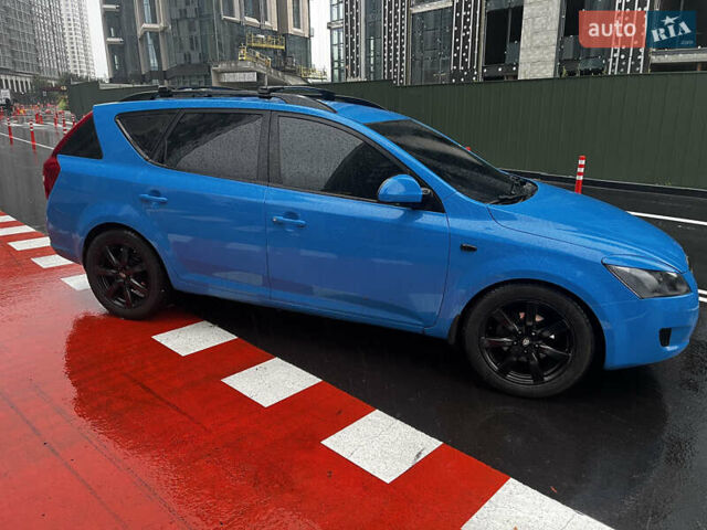 Киа Сид 2008 в Киеве на Automoto.ua Синий Киа Сид, объемом двигателя 1.59 л и пробегом 301 тыс. км за 6000 $, фото 3 на Automoto.ua