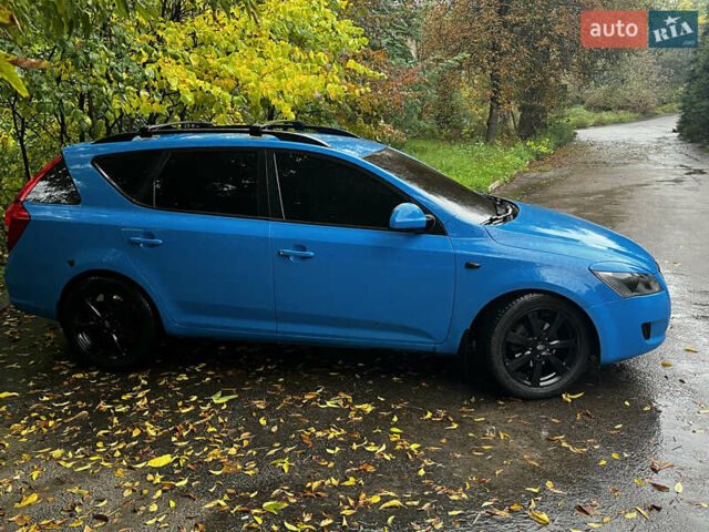 Киа Сид 2008 в Киеве на Automoto.ua Синий Киа Сид, объемом двигателя 1.59 л и пробегом 301 тыс. км за 6000 $, фото 13 на Automoto.ua