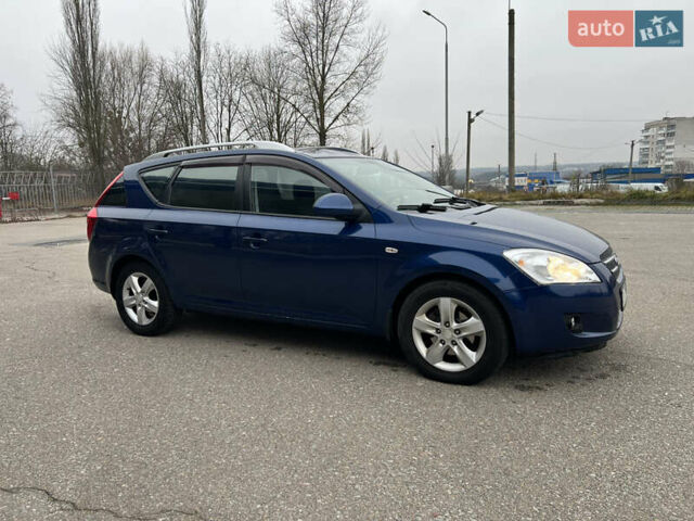 Синій Кіа Сід, об'ємом двигуна 1.59 л та пробігом 220 тис. км за 6200 $, фото 3 на Automoto.ua