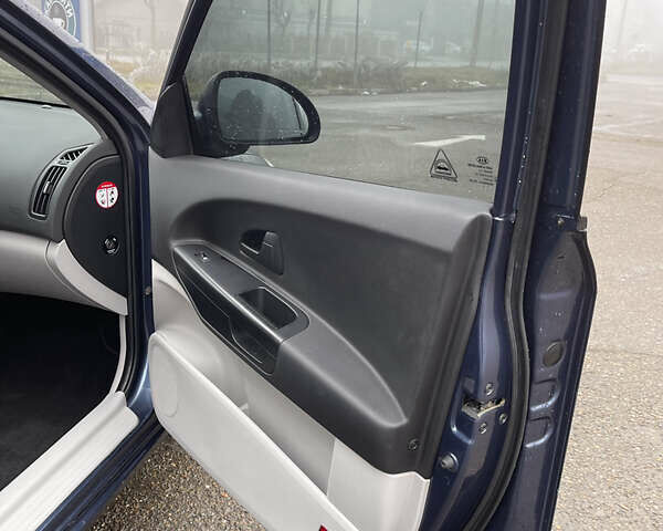 Синий Киа Сид, объемом двигателя 1.4 л и пробегом 200 тыс. км за 6200 $, фото 33 на Automoto.ua