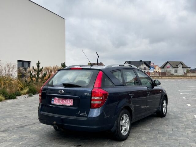 Синій Кіа Сід, об'ємом двигуна 1.6 л та пробігом 252 тис. км за 6500 $, фото 5 на Automoto.ua