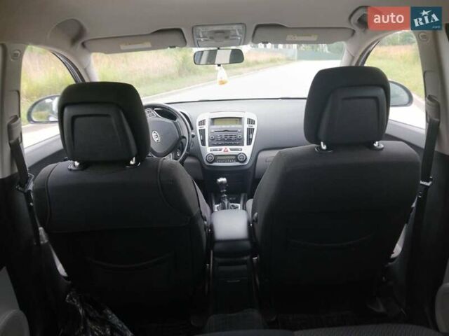 Синий Киа Сид, объемом двигателя 1.6 л и пробегом 202 тыс. км за 5700 $, фото 12 на Automoto.ua