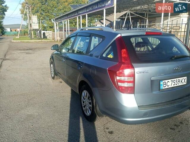 Киа Сид 2008 в Киеве на Automoto.ua Синий Киа Сид, объемом двигателя 1.4 л и пробегом 220 тыс. км за 5550 $, фото 7 на Automoto.ua