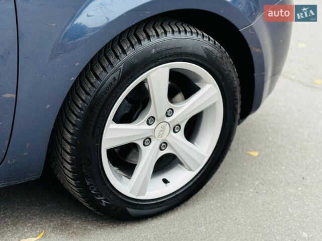Синій Кіа Сід, об'ємом двигуна 1.6 л та пробігом 270 тис. км за 5450 $, фото 14 на Automoto.ua