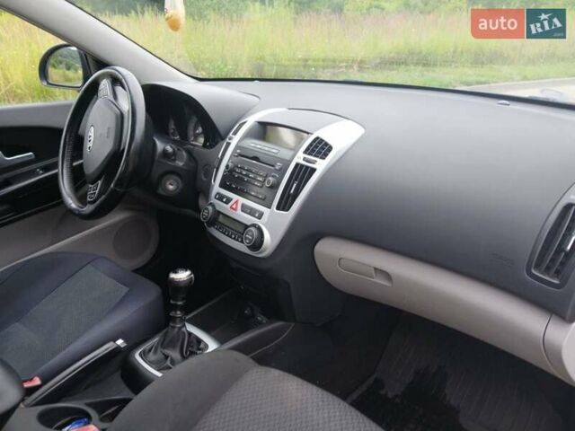 Синий Киа Сид, объемом двигателя 1.6 л и пробегом 202 тыс. км за 5700 $, фото 15 на Automoto.ua
