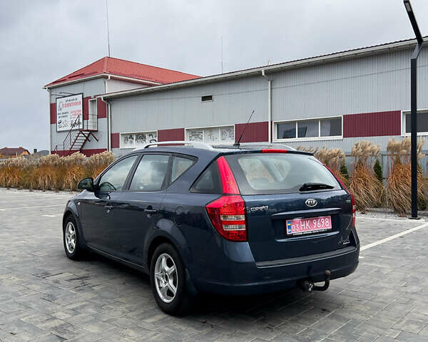 Синий Киа Сид, объемом двигателя 0 л и пробегом 251 тыс. км за 6300 $, фото 3 на Automoto.ua