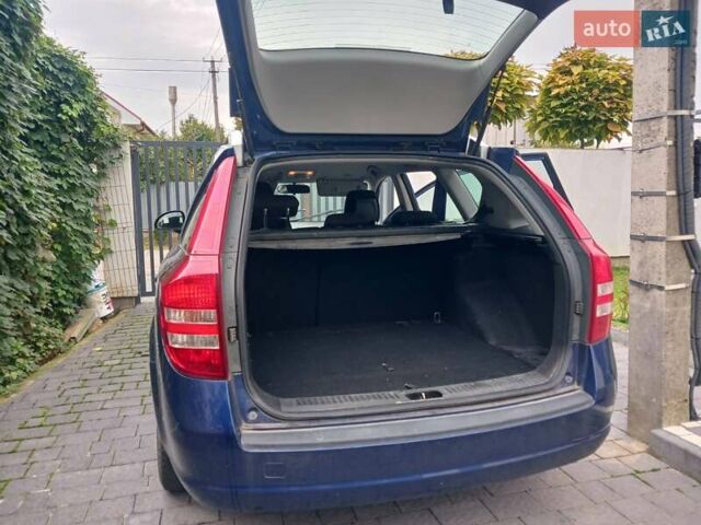 Синій Кіа Сід, об'ємом двигуна 1.6 л та пробігом 206 тис. км за 6000 $, фото 4 на Automoto.ua