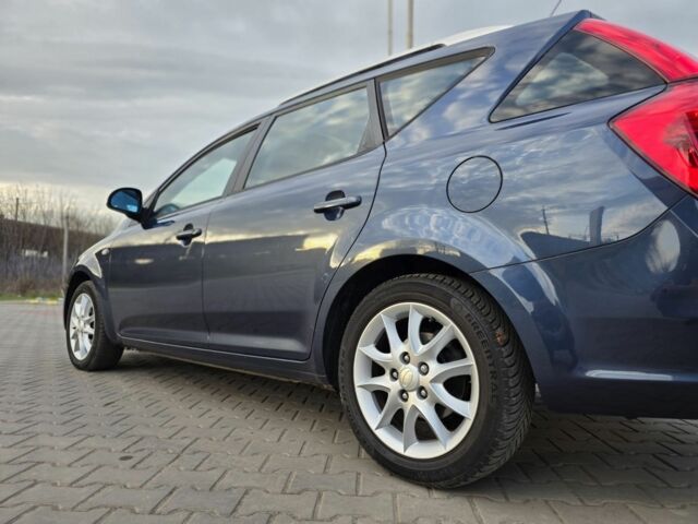 Синий Киа Сид, объемом двигателя 1.6 л и пробегом 198 тыс. км за 6700 $, фото 18 на Automoto.ua