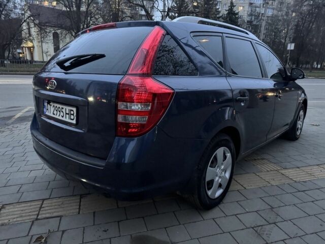 Синий Киа Сид, объемом двигателя 1.6 л и пробегом 222 тыс. км за 5650 $, фото 3 на Automoto.ua