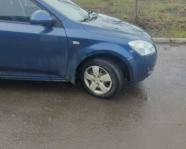 Синій Кіа Сід, об'ємом двигуна 0 л та пробігом 230 тис. км за 6200 $, фото 1 на Automoto.ua