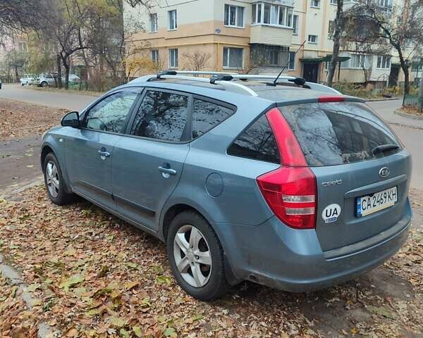 Синий Киа Сид, объемом двигателя 2 л и пробегом 190 тыс. км за 8300 $, фото 4 на Automoto.ua