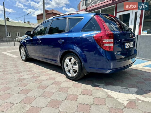 Синій Кіа Сід, об'ємом двигуна 2 л та пробігом 152 тис. км за 5900 $, фото 3 на Automoto.ua