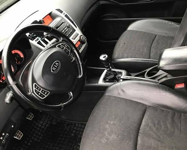 Синий Киа Сид, объемом двигателя 1.6 л и пробегом 290 тыс. км за 2650 $, фото 12 на Automoto.ua