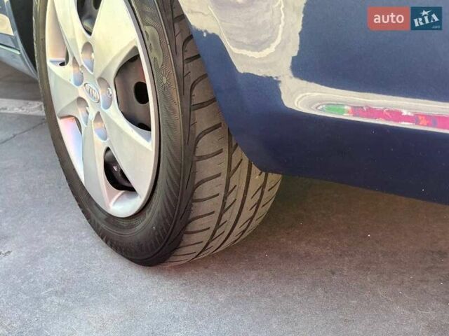 Синий Киа Сид, объемом двигателя 1.4 л и пробегом 239 тыс. км за 5300 $, фото 9 на Automoto.ua