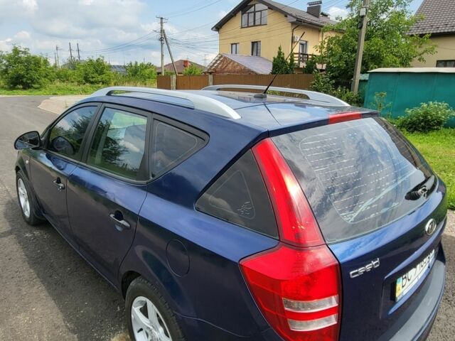 Синій Кіа Сід, об'ємом двигуна 0 л та пробігом 188 тис. км за 4199 $, фото 4 на Automoto.ua