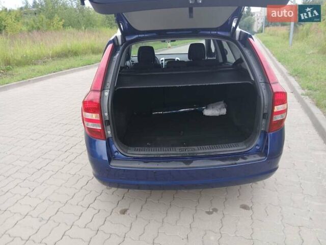 Синий Киа Сид, объемом двигателя 1.6 л и пробегом 202 тыс. км за 5700 $, фото 13 на Automoto.ua