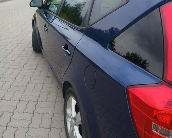 Синий Киа Сид, объемом двигателя 1.6 л и пробегом 202 тыс. км за 5700 $, фото 10 на Automoto.ua