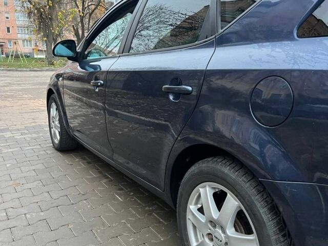 Синий Киа Сид, объемом двигателя 1.6 л и пробегом 350 тыс. км за 2450 $, фото 5 на Automoto.ua