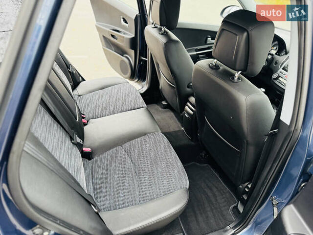Синій Кіа Сід, об'ємом двигуна 1.6 л та пробігом 270 тис. км за 5250 $, фото 22 на Automoto.ua