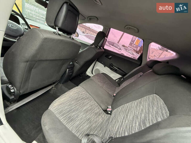 Синій Кіа Сід, об'ємом двигуна 1.6 л та пробігом 288 тис. км за 4999 $, фото 45 на Automoto.ua