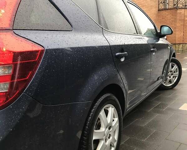 Синий Киа Сид, объемом двигателя 1.6 л и пробегом 290 тыс. км за 2650 $, фото 8 на Automoto.ua