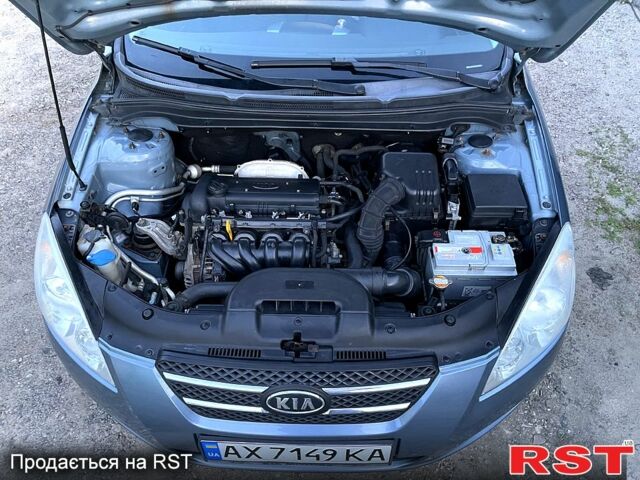 Синий Киа Сид, объемом двигателя 1.4 л и пробегом 235 тыс. км за 6500 $, фото 4 на Automoto.ua
