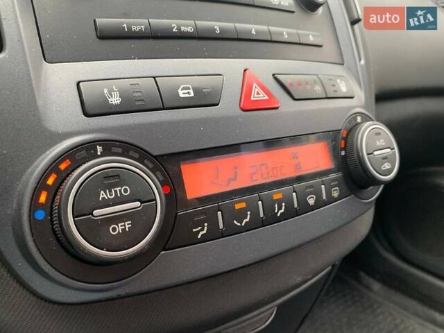 Синій Кіа Сід, об'ємом двигуна 1.98 л та пробігом 242 тис. км за 7190 $, фото 22 на Automoto.ua