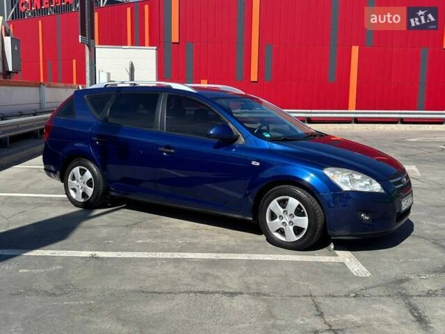 Синий Киа Сид, объемом двигателя 1.4 л и пробегом 239 тыс. км за 5300 $, фото 1 на Automoto.ua