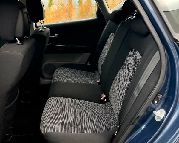 Синий Киа Сид, объемом двигателя 0 л и пробегом 251 тыс. км за 6700 $, фото 9 на Automoto.ua